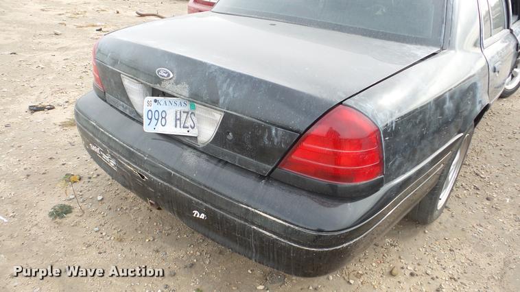 image for item DA2121 2003 Ford Crown Victoria Police Interceptor