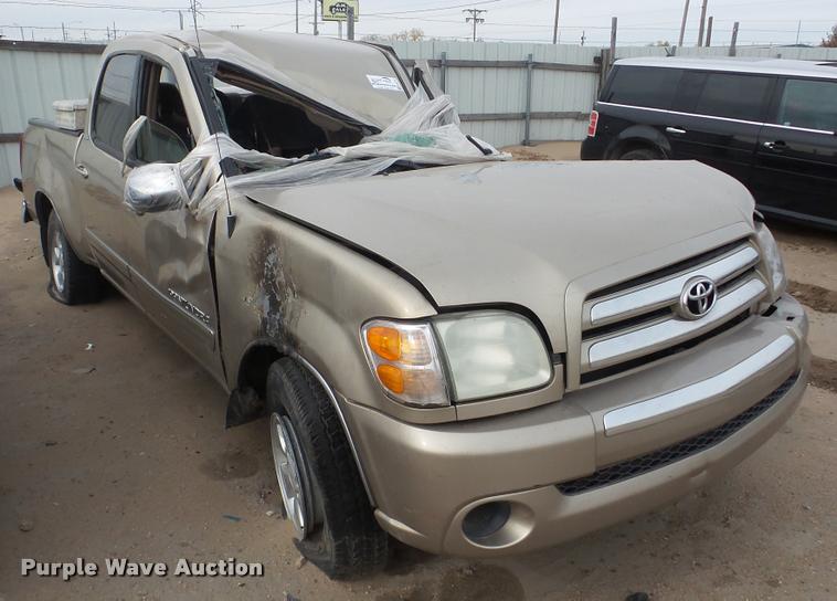image for item DA2122 2004 Toyota Tundra SR5 Double Cab pickup truck