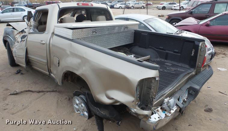 image for item DA2122 2004 Toyota Tundra SR5 Double Cab pickup truck