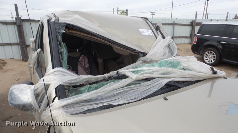 image for item DA2122 2004 Toyota Tundra SR5 Double Cab pickup truck