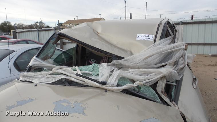 image for item DA2122 2004 Toyota Tundra SR5 Double Cab pickup truck