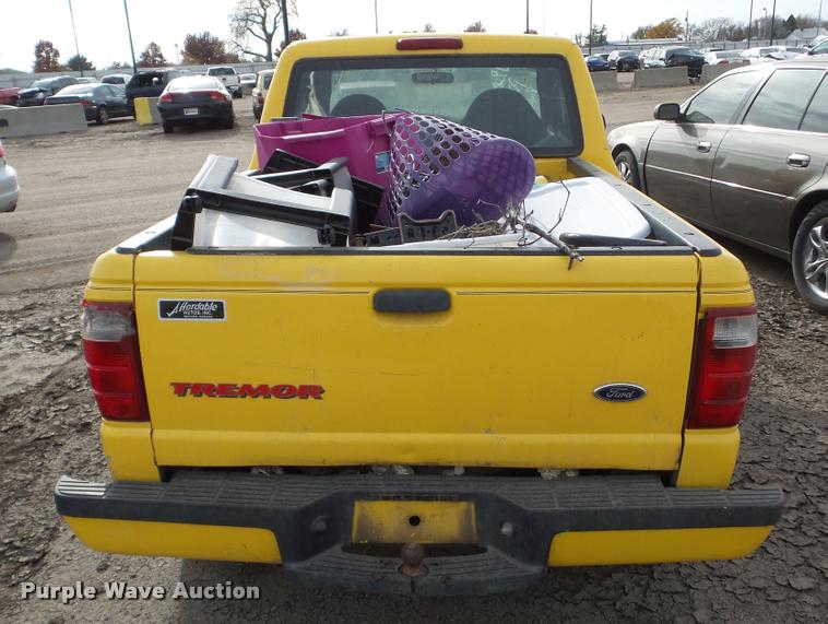 image for item DA2126 2003 Ford Ranger pickup truck