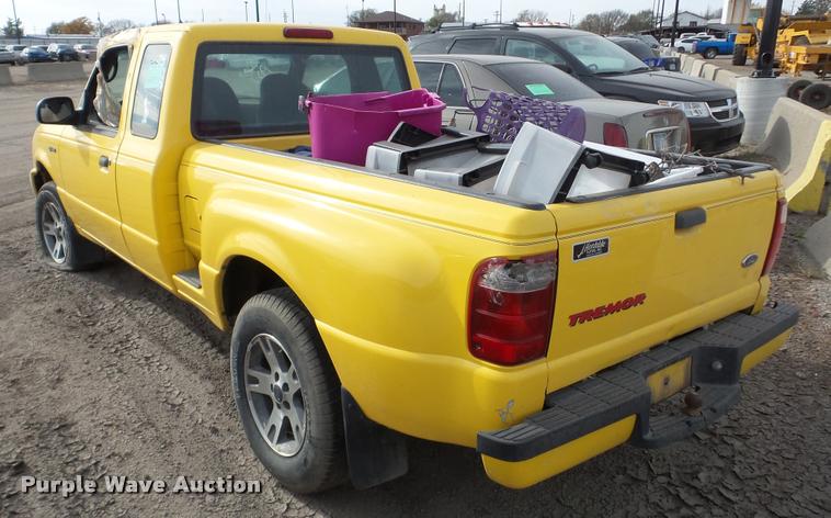 image for item DA2126 2003 Ford Ranger pickup truck