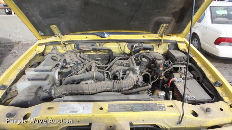 image for item DA2126 2003 Ford Ranger pickup truck