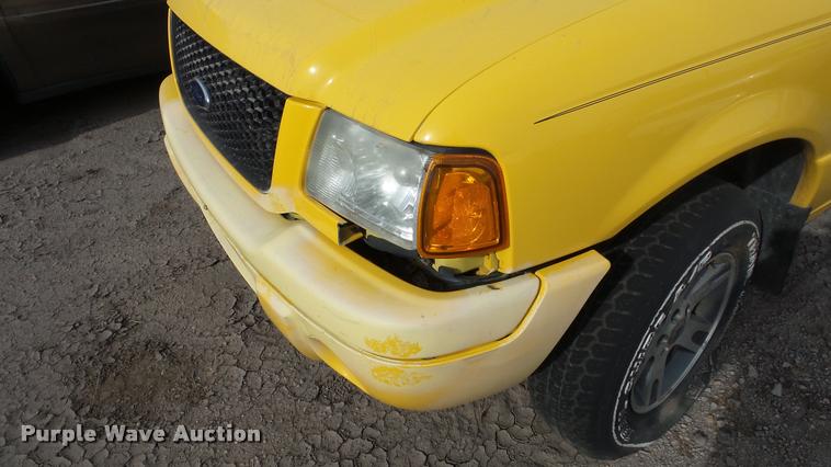 image for item DA2126 2003 Ford Ranger pickup truck