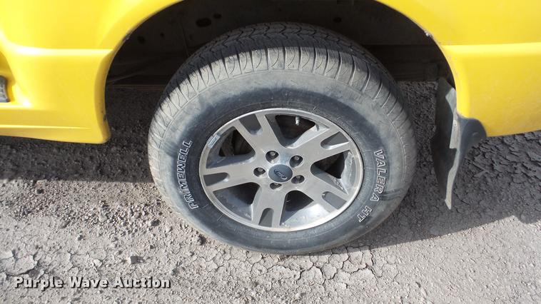 image for item DA2126 2003 Ford Ranger pickup truck