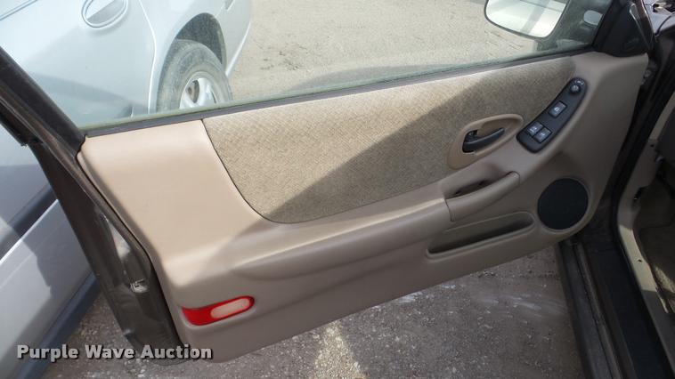 image for item DA2128 2000 Pontiac Grand Prix