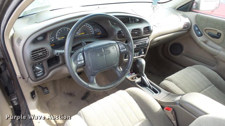 image for item DA2128 2000 Pontiac Grand Prix