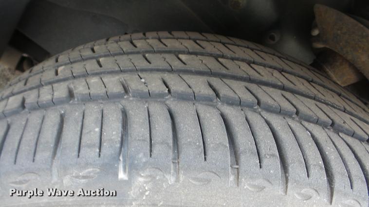 image for item DA2128 2000 Pontiac Grand Prix