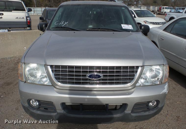 image for item DA2130 2003 Ford Explorer SUV