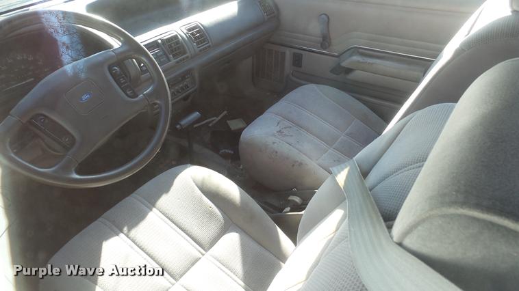 image for item DA2139 1990 Ford Tempo