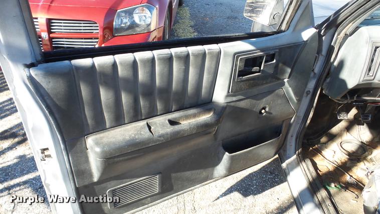 image for item DA2140 1987 Chevrolet S10 pickup truck