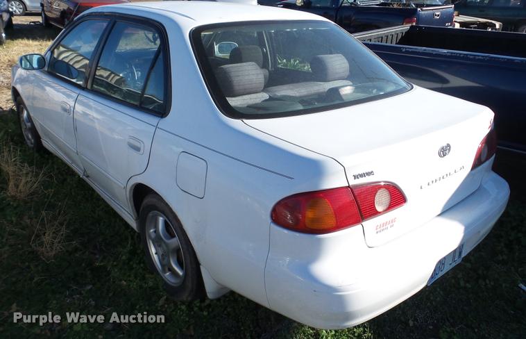 image for item DA2143 2001 Toyota Corolla