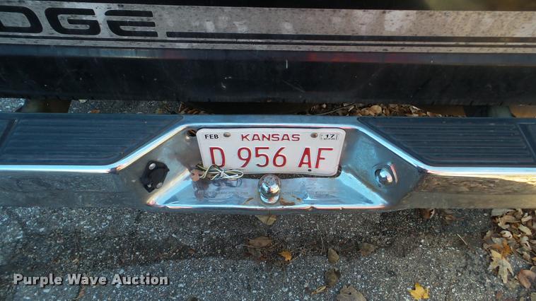 image for item DA2147 1995 Dodge Dakota Club Cab pickup truck