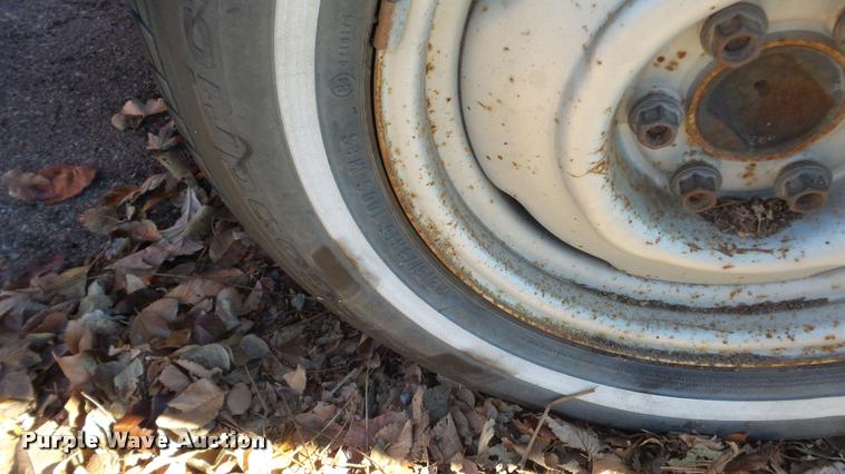 image for item DA2147 1995 Dodge Dakota Club Cab pickup truck