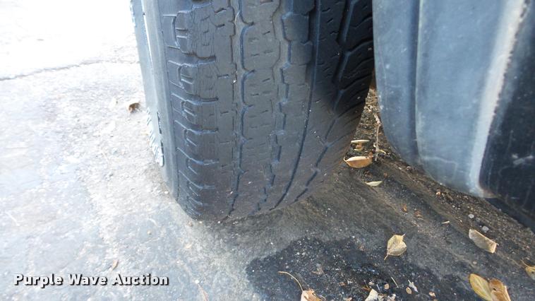 image for item DA2147 1995 Dodge Dakota Club Cab pickup truck