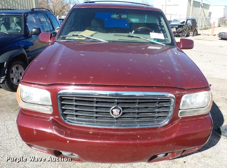 image for item DA2148 1999 Cadillac Escalade SUV