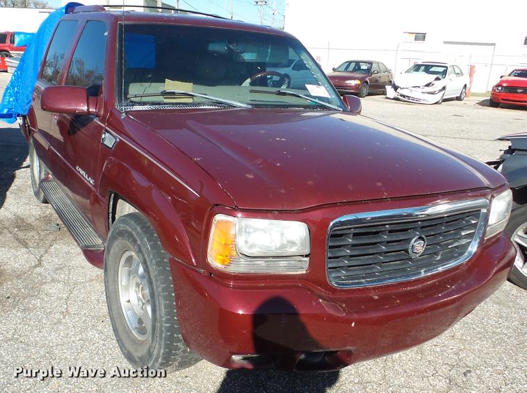 image for item DA2148 1999 Cadillac Escalade SUV