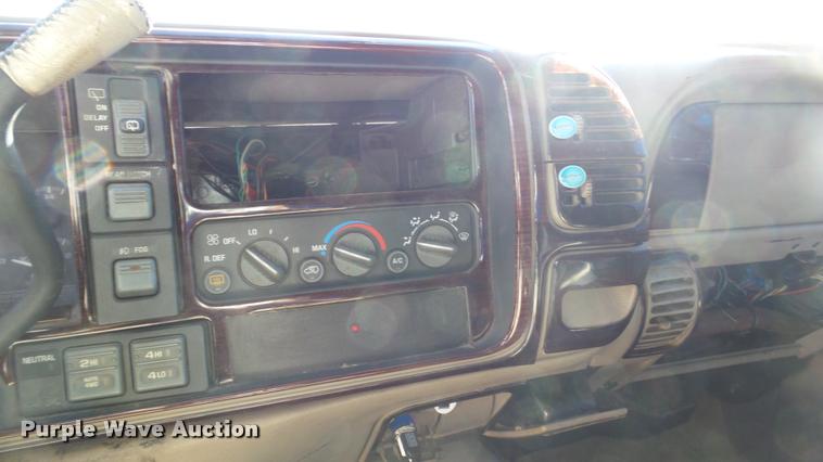 image for item DA2148 1999 Cadillac Escalade SUV