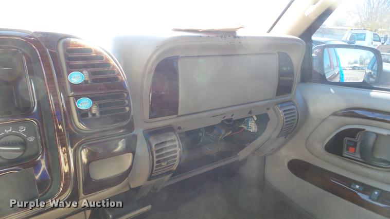 image for item DA2148 1999 Cadillac Escalade SUV