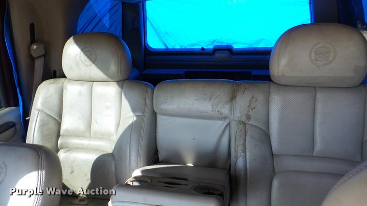 image for item DA2148 1999 Cadillac Escalade SUV