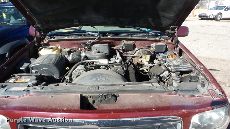 image for item DA2148 1999 Cadillac Escalade SUV