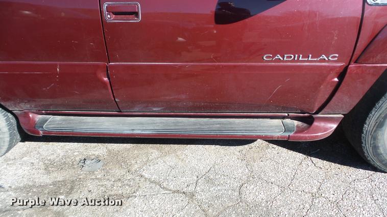 image for item DA2148 1999 Cadillac Escalade SUV