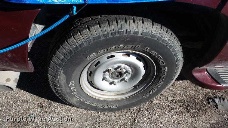 image for item DA2148 1999 Cadillac Escalade SUV