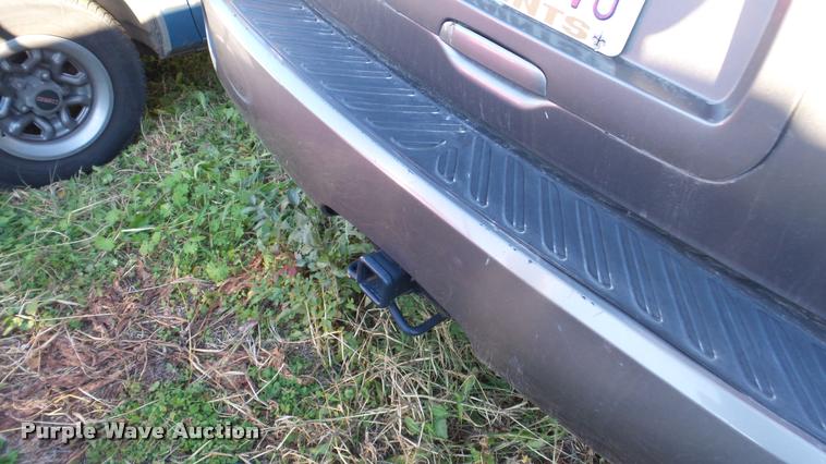 image for item DA2156 2005 GMC Envoy SUV