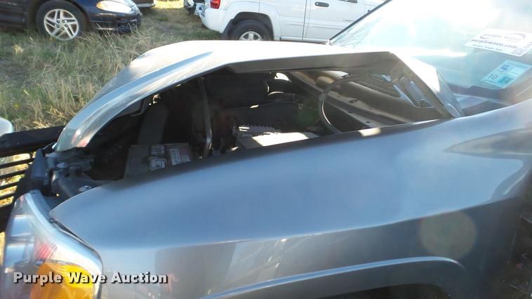 image for item DA2156 2005 GMC Envoy SUV