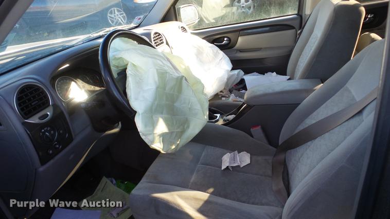 image for item DA2156 2005 GMC Envoy SUV