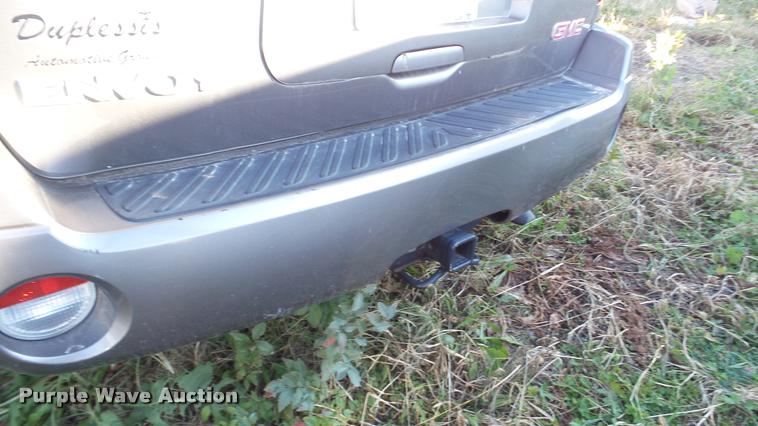 image for item DA2156 2005 GMC Envoy SUV
