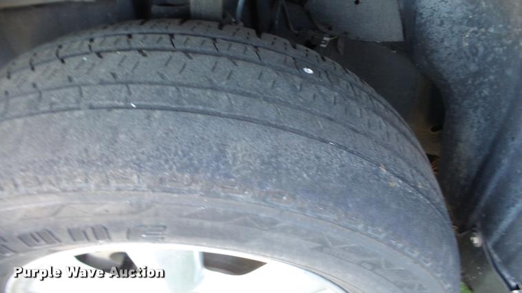 image for item DA2156 2005 GMC Envoy SUV