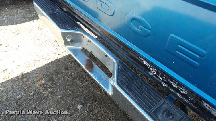 image for item DA2170 1990 Dodge Dakota compact pickup truck