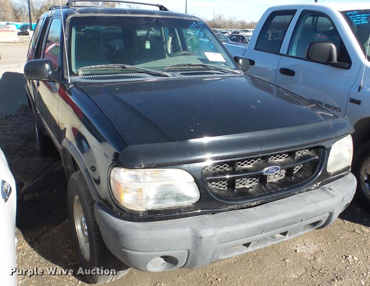 image for item DA2171 1990 Ford Explorer SUV