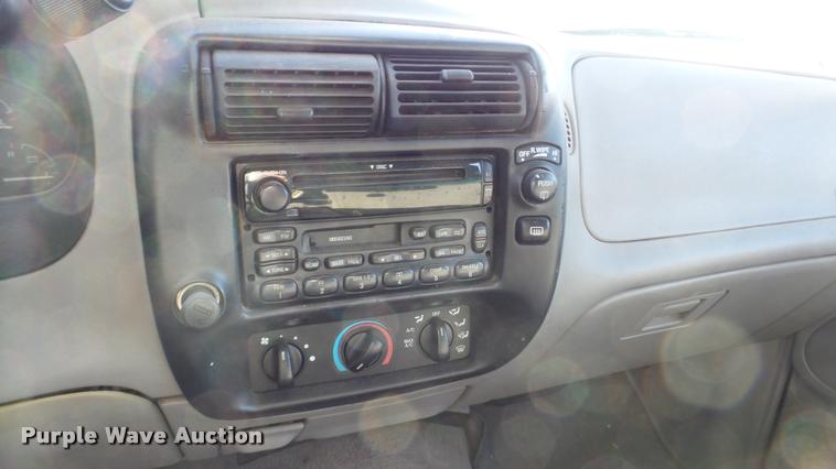 image for item DA2171 1990 Ford Explorer SUV