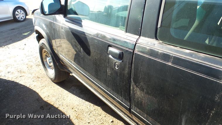 image for item DA2171 1990 Ford Explorer SUV