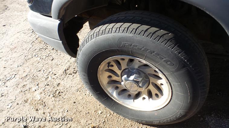 image for item DA2171 1990 Ford Explorer SUV