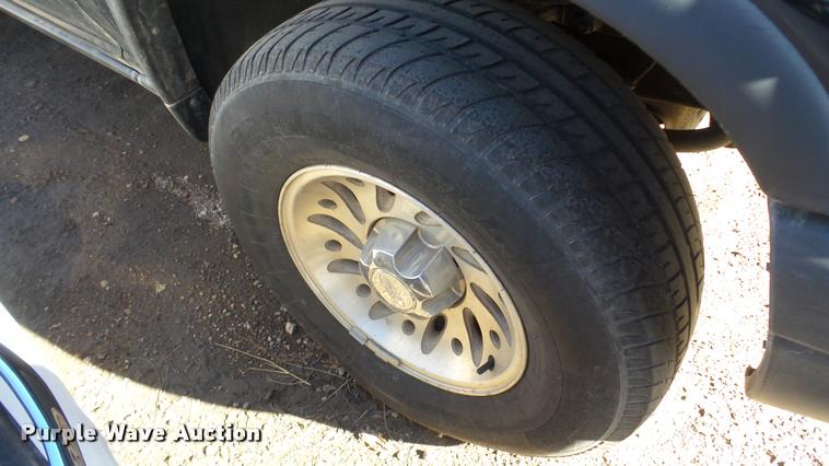 image for item DA2171 1990 Ford Explorer SUV