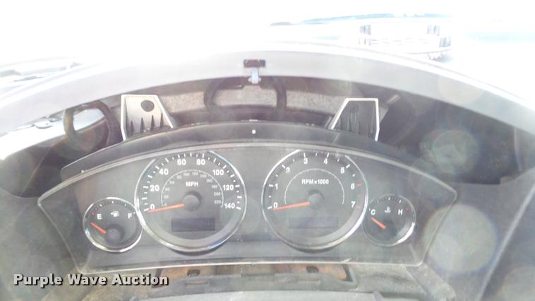 image for item DA2172 2006 Jeep Commander SUV