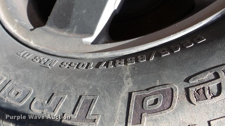 image for item DA2172 2006 Jeep Commander SUV