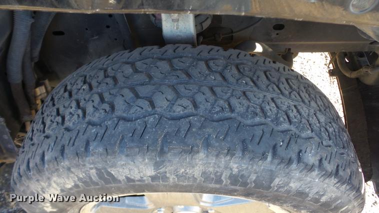 image for item DA2172 2006 Jeep Commander SUV