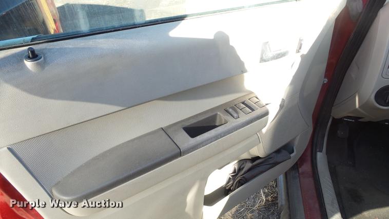 image for item DA2173 2008 Ford Escape SUV