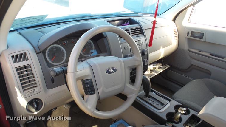 image for item DA2173 2008 Ford Escape SUV
