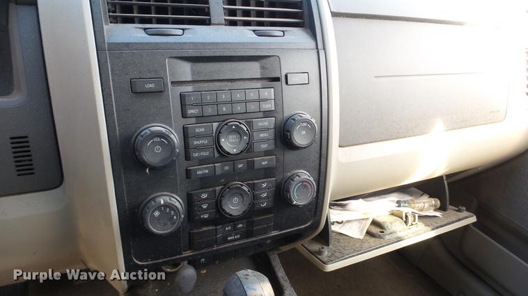 image for item DA2173 2008 Ford Escape SUV