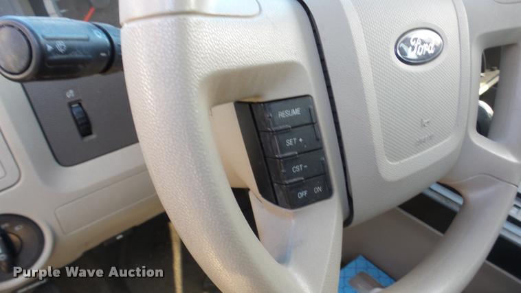 image for item DA2173 2008 Ford Escape SUV