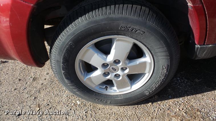 image for item DA2173 2008 Ford Escape SUV