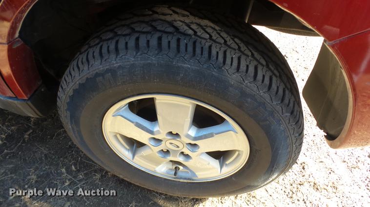 image for item DA2173 2008 Ford Escape SUV