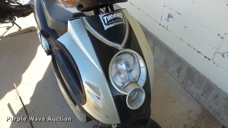 image for item DA2178 2014 Tao Tao moped