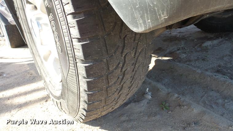 image for item DA2182 1997 Nissan Pathfinder SUV